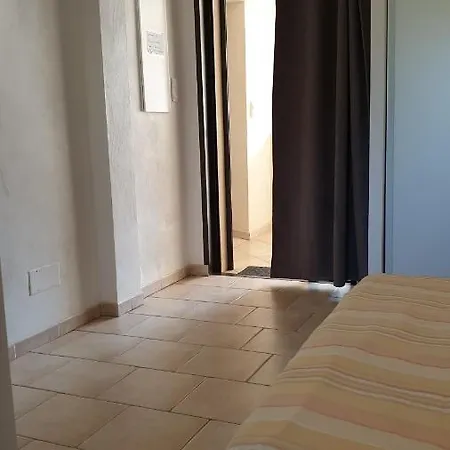 Apartment Dans La Proche De Plage, Commerces Et Centre Calvi (Corsica)